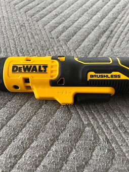 Dewalt Nova 20V Brushless 3/8” 10 mm Ratchet Na Prodej - 2