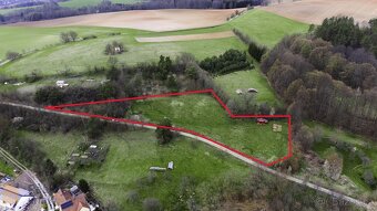 Prodeji stavebního pozemku pro bydlení o výměře 4.085 m2 v o - 2
