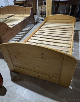 Jednolůžková postel z masivu 200 × 90 cm – perfektní stav - 2