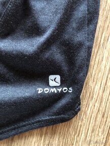 DOMYOS dámské černé triko 38 - 2