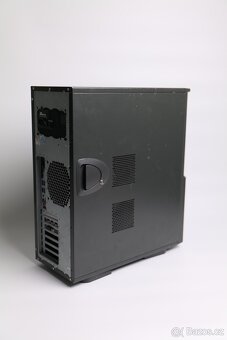 Profesionální PC sestava s macOS Intel Core i9 - 2