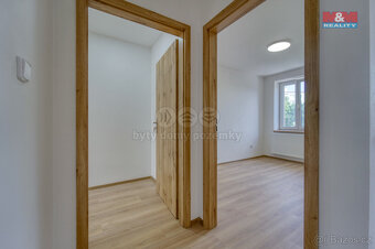 Pronájem bytu 3+kk, 44 m², Plzeň, ul. Zábělská - 2