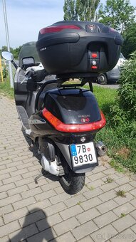 PIAGGIO X8 125 r.v.2004 - 2