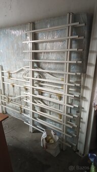 Kovova postel 200x200 - 2