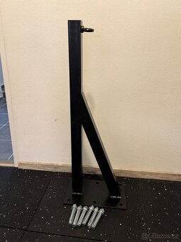 Robusní držák na boxovací pytel - 2
