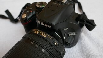 Nikon D5200 + 18-105 AF-S DX VR//64gb karta - 2
