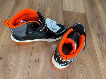 Tenisky Geox vel.33 - 2