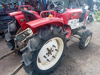 MALOTRAKTOR YNMAR YM 2000 - 2