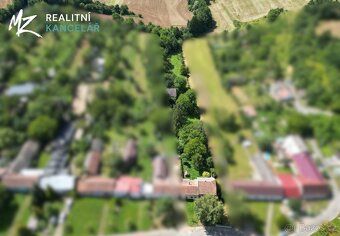 Prodej usedlosti se sadem a rozlehlou zahradou ve Zlámance - 2