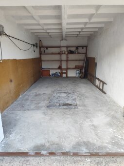 Pronajmu garáž - 2