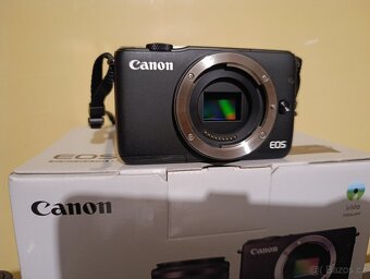 Canon EOS M10 + objektivy - 2
