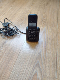 Přenosný telefon pro pevnou linku - 2