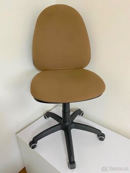 Kancelářská židle - 2