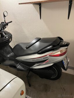 Suzuki Burgman 125 - 2