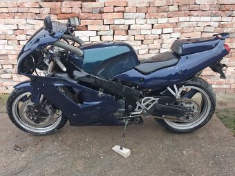 KAWASAKI ZXR 750 J - 2