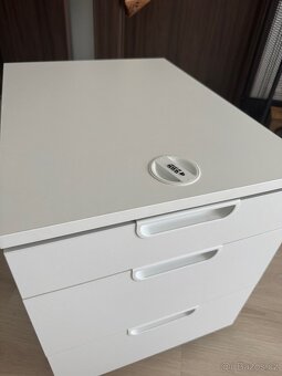 IKEA Zásuvkový díl na kolečkách - 2