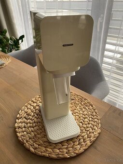 Bílý sodastream - 2