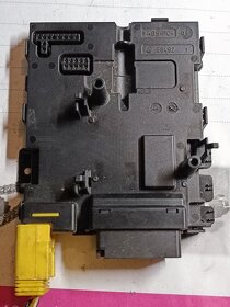 Podvolantová jednotka 3C0953549A - 2