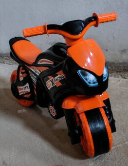 Odrážedlo motorka oranžovo-černá - 2