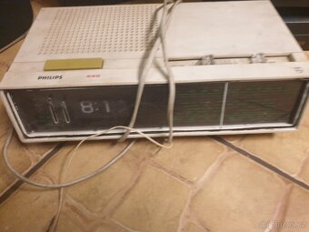 5x reprobedny a retro radio - 2