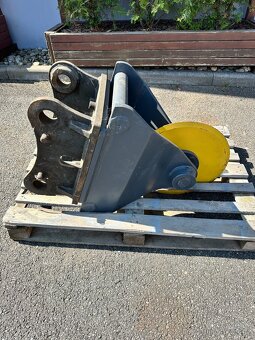 Řezačka asfaltu - 2