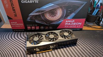 Gigabyte AMD Radeon RX 6650 XT - 2