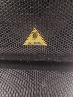 Prodám aktivní reprobedny Behringer - 2