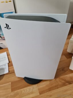 Playstation 5 s mechanikou - 2