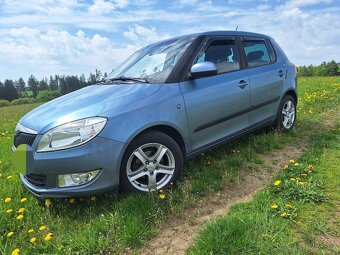Škoda Fabia 2 II Hatchback 1.4i 63kW 16V Ambiente - 2