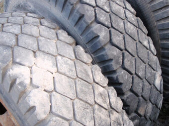 Pneumatiky Kama 12 00 R 20 Použité - 2