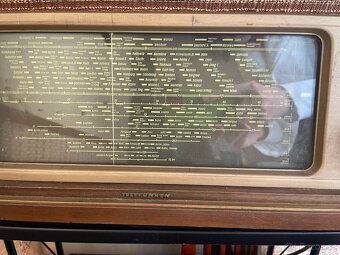 Staré rádio Telefunken Super - 2
