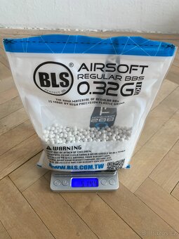 Airsoft kuličky/BBs - 0,25/0,28/0,3/0,32 - 2