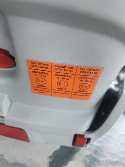 Dětská sedačka BMW 9-15 KG a 15-25 KG - 2
