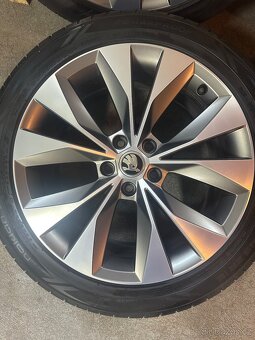 ALU Kola ŠKODA 5x112 R18 CASSIOPEIA Letní Pneu 235/45/18 - 2