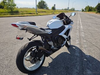 Suzuki GSX-R 600 - 2