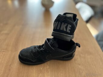 Sportovní boty NIKE 32vel. Tenisky Nike - 2