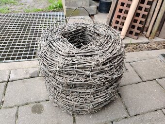 Ostnatý drát Zn 2.0 mm 29 kg cca. 380 m - 2