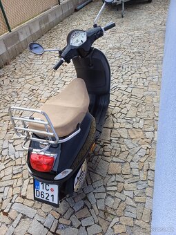Vespa LX 50 - 2
