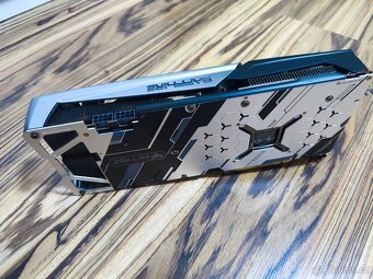 Sapphire Radeon RX 5700XT Nitro+ - 2
