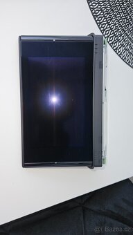 Prodam displej a3 8v pěkný stav - 2