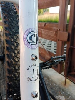 Kolo Specialized, 19 - 2