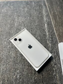 iPhone 13 128GB - 2
