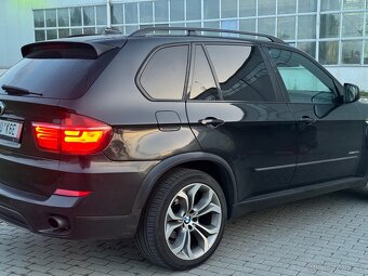 🚘 BMW X5 7mist - 2