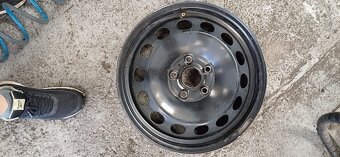 Plechové disky 6 1/2 J16, 5x112, ET50, VW + kryty kol - 2
