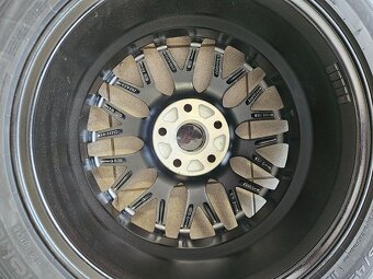 Prodám Nové disky 17" + nové letní pneu nokian - 2