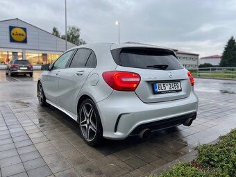 MERCEDES BENZ A180 AMG LINE - 2