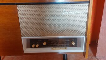 Rádio Tesla 1121 A - 2