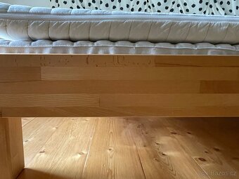Postel masiv+matrace - 2
