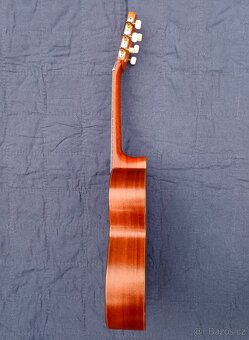 Kytara 1/2 dětská - 2