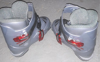 Prodám dětské lyžáky Munari, bota 244mm, stélka 18,5cm - 2